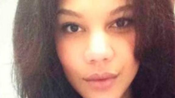 La mujer, de 22 años, llamada Laura.