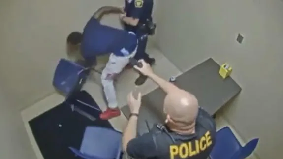 La escena de película de este detenido pone en jaque a la policía