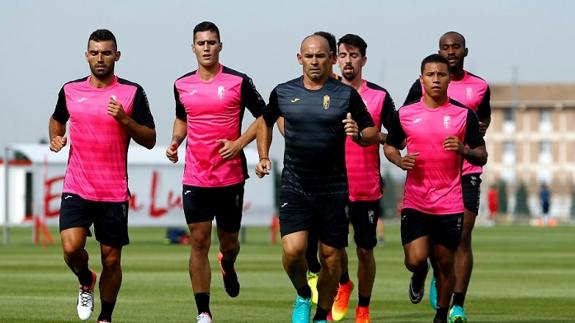 Paco Jémez sorprende con un primer entreno matutino