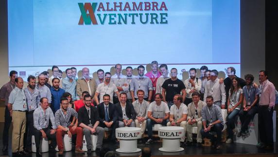 Foto final con todos los participantes de Alhambra Venture 