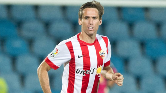 Miguel Ángel Corona acude a la llamada de la UD Almería