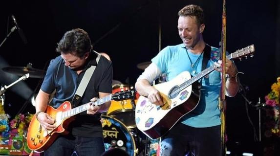 Cuando Michael J. Fox y Coldplay homenajearon a Chuck Berry