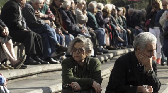 El Tribunal de Cuentas dice que 30.000 muertos cobraron 25 millones de pensión desde 2014
