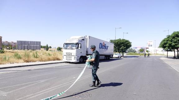 Una falsa amenaza de bomba obliga a desalojar el centro comercial Alameda