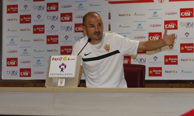 Soriano espera a un Cádiz "muy ordenado y vertical"