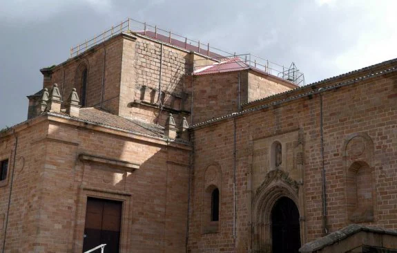 Fachada de la Basílica de Santa María. :: ENRIQUE
