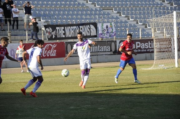 Una imagen del encuentro del Real Jaén y la Roda.