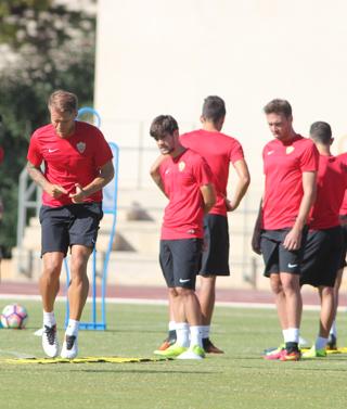 El Almería para sacar un sacar un buen punto