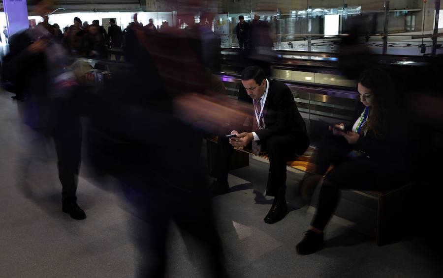 Así pueden secuestrar tu móvil