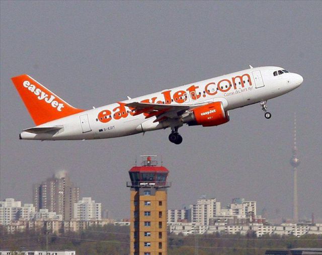 EasyJet se suma al 'Black Friday' con descuentos para viajes Granada-Londres