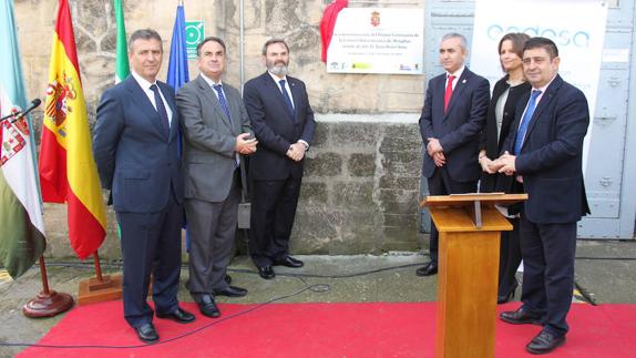 Mengíbar conmemora el centenario de su presa