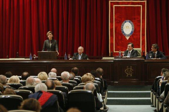 Conferencia de la ministra de Defensa 'Confianza y responsabilidad, Un futuro para España'.