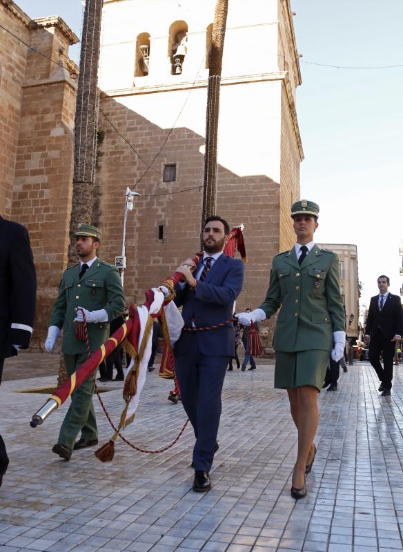 El alcalde preside los actos tradicionales de homenaje al Pendón