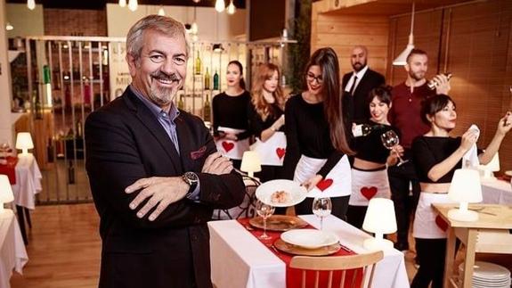 ¿Por qué Carlos Sobera no aparece en 'First Dates' últimamente?