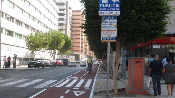 Los hechos se produjeron en un bloque de edificios de la calle Canónigo Molina Alonso.