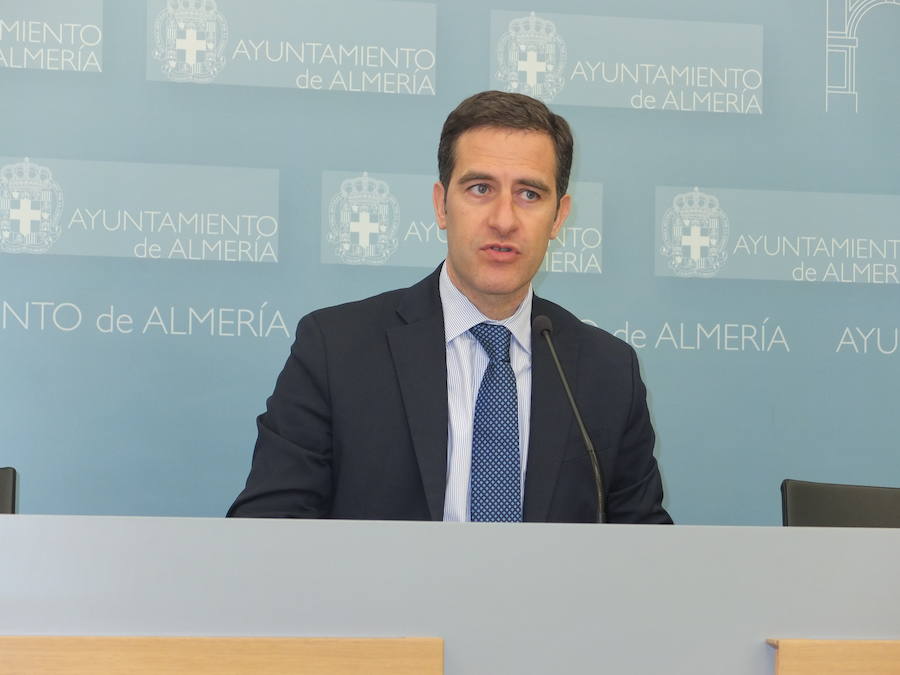 El Ayuntamiento pedirá a Díaz su "implicación personal" en proyectos de ciudad ligados al "crecimiento económico"
