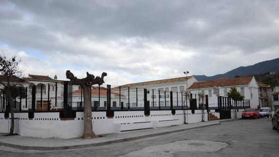 Centro de Restábal donde se dieron los primeros casos.
