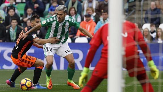 Dani Ceballos y Pezzella se pierden el próximo partido en Los Cármenes