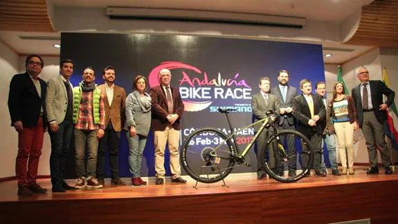 La Andalucía Bike Race 2017 estrena formato individual y reúne a 800 corredores de 27 países