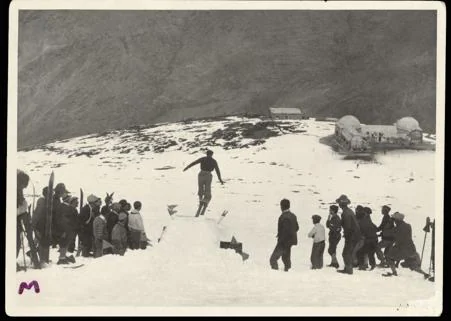 Trampolín de saltos en la Semana Deportiva de 1928. 