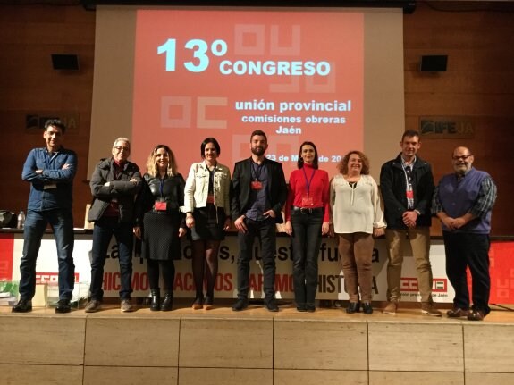 Nueva ejecutiva de CC OO Jaén, con Francisco Cantero, secretario general, en el centro.