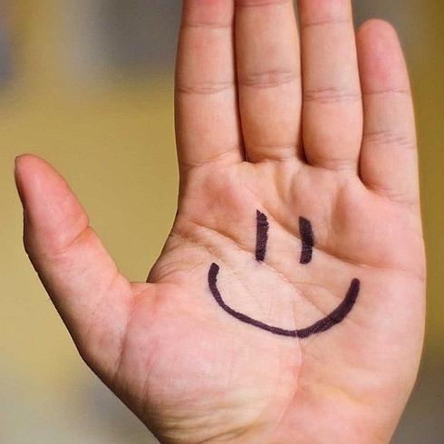 El 'ejercicio de la lápida', la clave para encontrar la felicidad