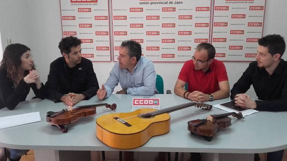 Más de 500 alumnos, sin clase por la huelga indefinida en el Conservatorio Ramón Garay