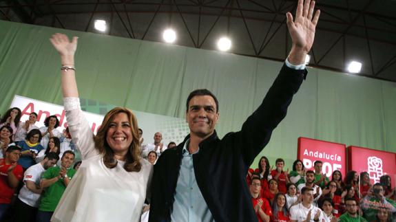 Pedro Sánchez con Susana Díaz en uno de sus actos pasados