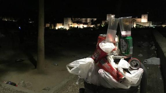 De cervezas en el Albaicín.