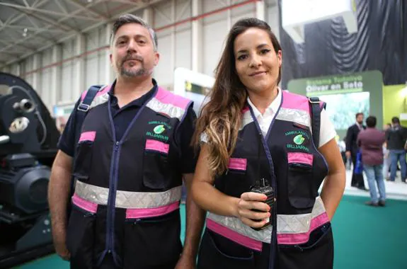 Raúl Quesada y Pilar Quirós, técnico en emergencias y enfermera. 