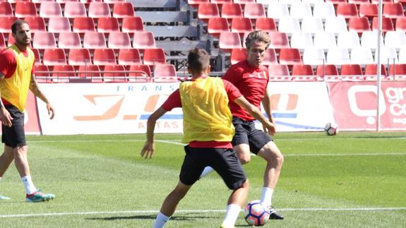 El Almería busca sustituto