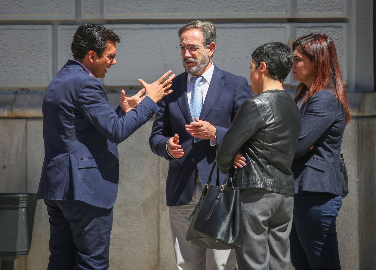 Representantes de Ayuntamiento y Junta, en una imagen de archivo.