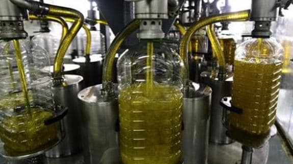 Bajan las ventas de aceite de oliva a favor de otros aceites más baratos