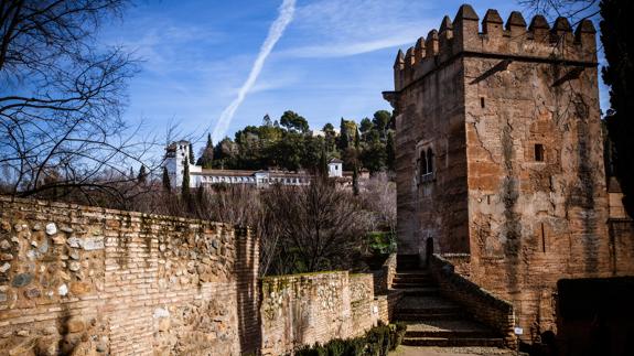 La Alhambra abre al público la Torre de los Picos de forma excepcional