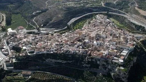 Fines, un pueblo blanco que brilla en la comarca del Almanzora