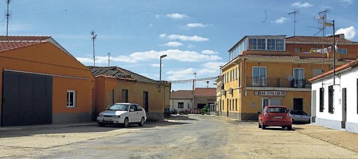 Detenidos en unos maizales tras ser pillados intentando entrar en una