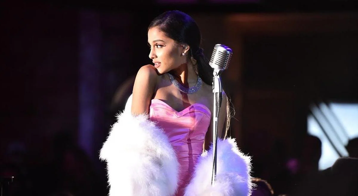 Ariana Grande: Estoy rota, no tengo palabras