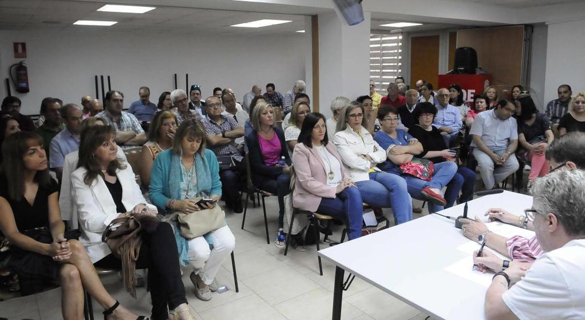 Masivo apoyo a la única lista de delegados del PSOE de Salamanca para el Congreso regional