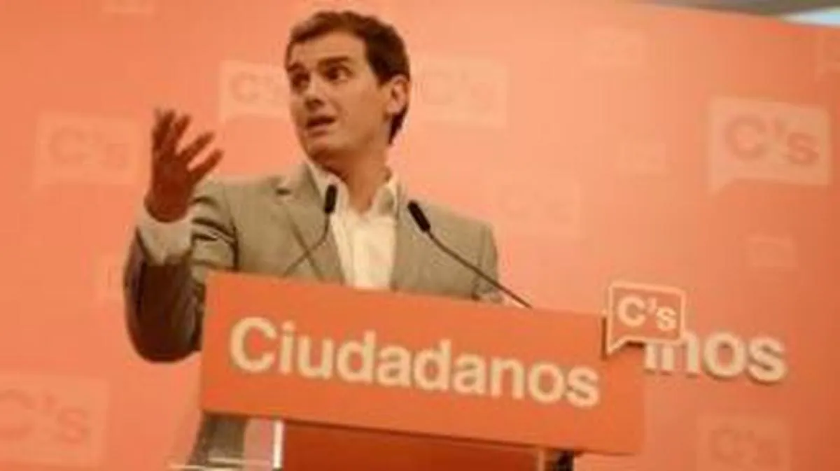 El PSOE aconseja a Cs que se preocupe más de su mínimo crecimiento que de la 'podemización' de Sánchez