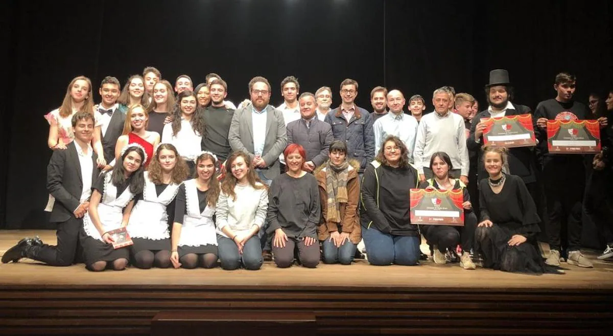 La compañía teatral Noite Bohemia, ganadora de la octava edición del Certamen de Teatro Joven