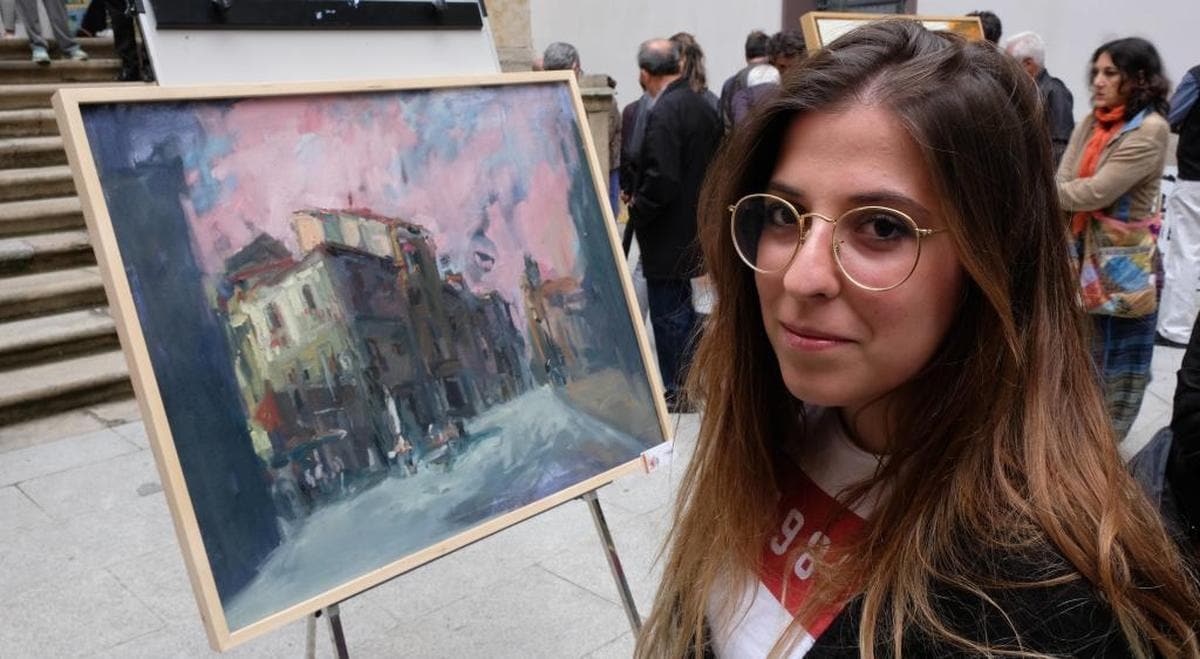 La joven Mar Gómez gana el Premio de 'Pintura al Aire Libre' de la Fundación GACETA
