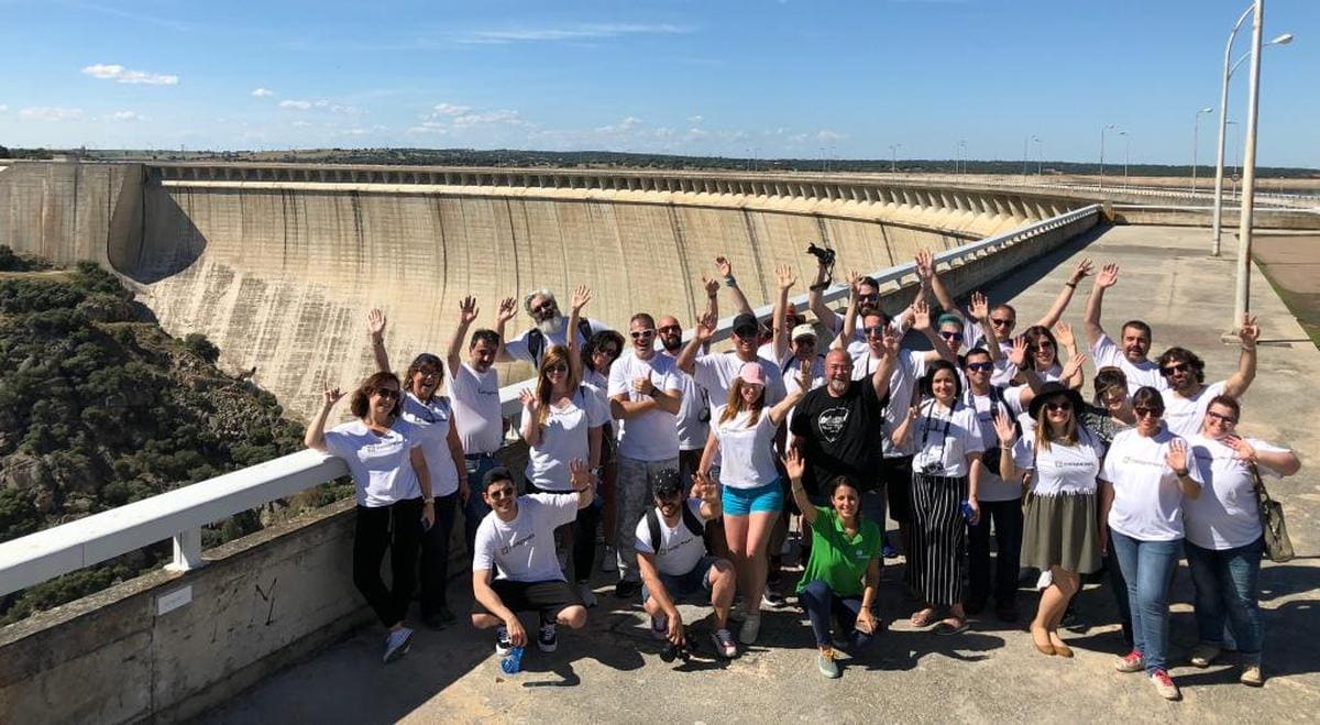 La presa de Almendra, récord de 'visitas' durante el fin de semana