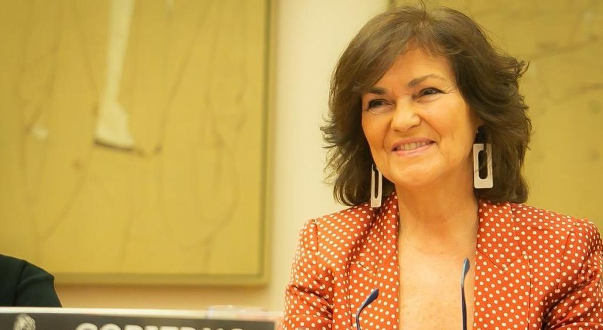 Carmen Calvo ofrece al Gobierno catalán un diálogo abierto y sin cortapisas
