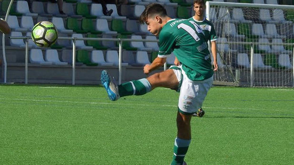 Fallece un juvenil del Coruxo FC gallego tras precipitarse por un acantilado