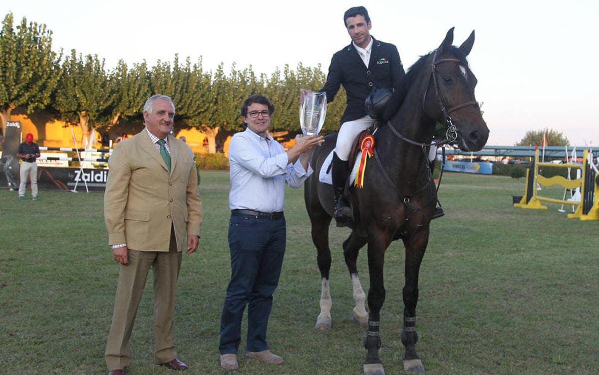 Alberto Márquez, último campeón al llevarse el Trofeo del Ayuntamiento