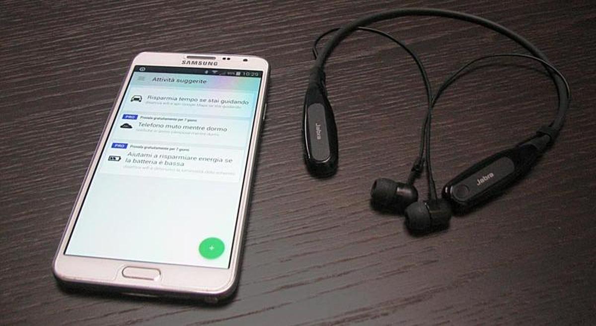 Cinco aplicaciones para escuchar la radio en el móvil