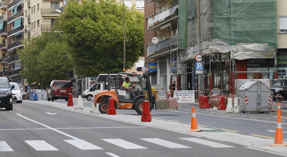 Las obras de Canalejas terminarán en abril con la extensión del nuevo asfalto