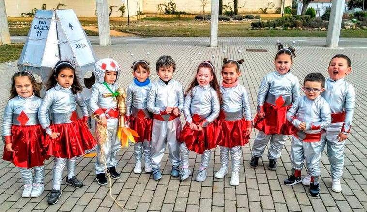 Las mejores imágenes del desfile de carnaval en El Encinar