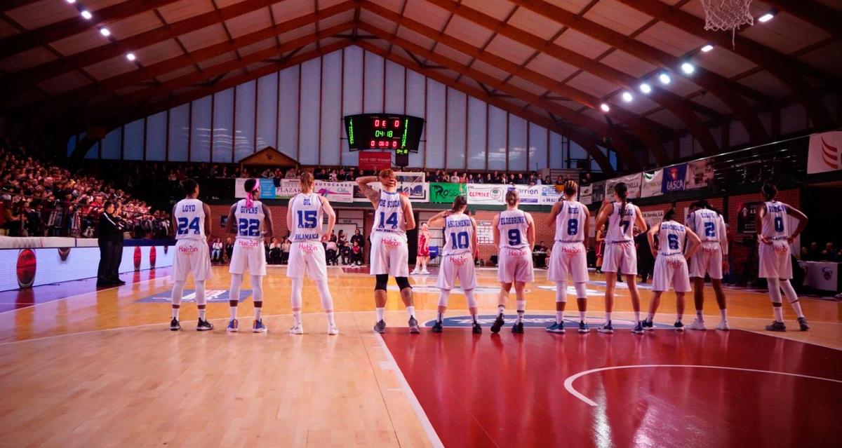 Las jugadoras de Avenida este domingo en Gernika