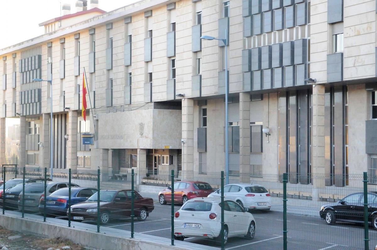 Fachada de la Comisaría de la Policía Nacional de Salamanca.